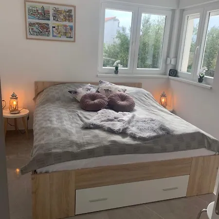 Apartment Villa Primosten